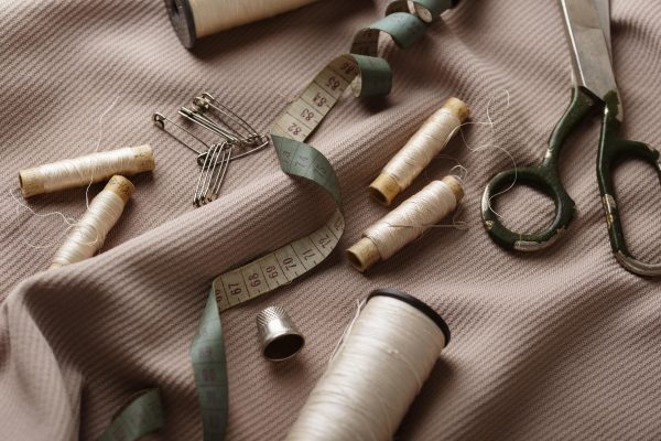 10 Essential Sewing Tools Every Beginner Should Have