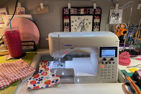 Juki HZL-F600 Review, Features, Pros, Cons: Best Computerized Sewing and Quilting Machine