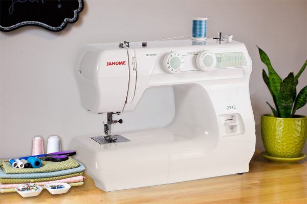 7 Best Sewing Machine For Beginners on amazon